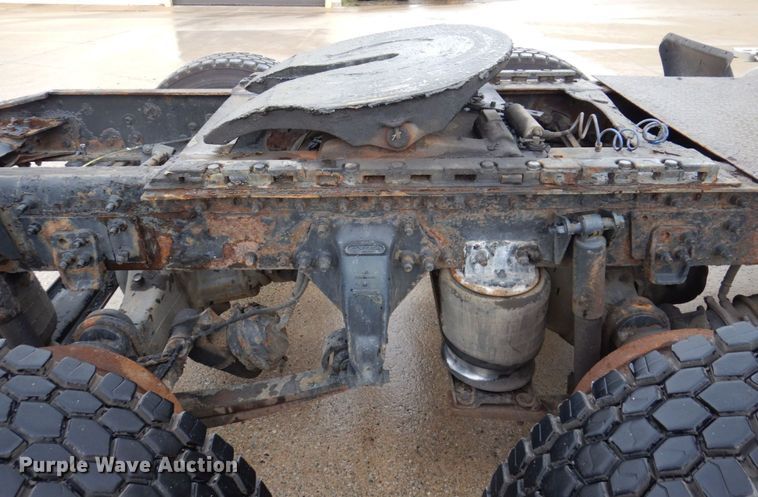 image for item JL9903 2003 Sterling A9500 semi truck