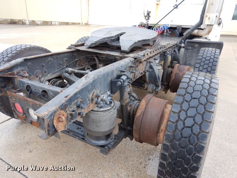 image for item JL9903 2003 Sterling A9500 semi truck