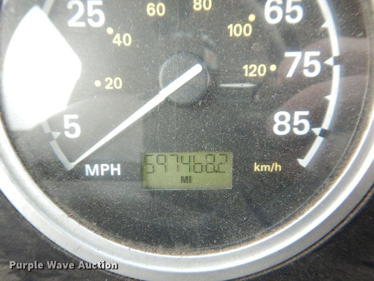 image for item JL9904 2007 Sterling A9500 semi truck