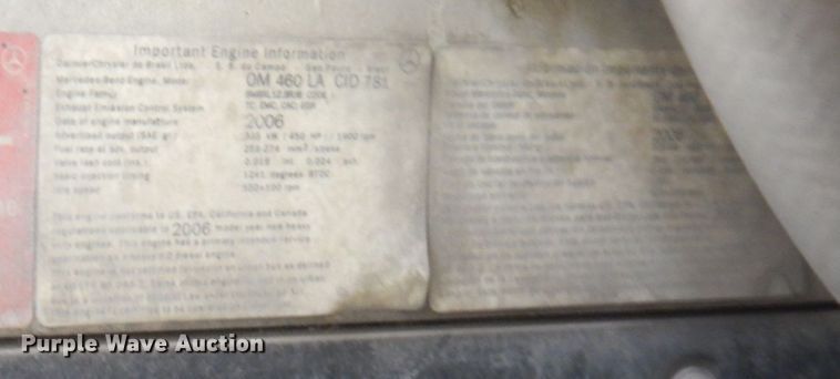 image for item JL9904 2007 Sterling A9500 semi truck