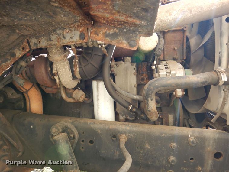 image for item JL9905 1994 Ford LNT8000 flatbed truck