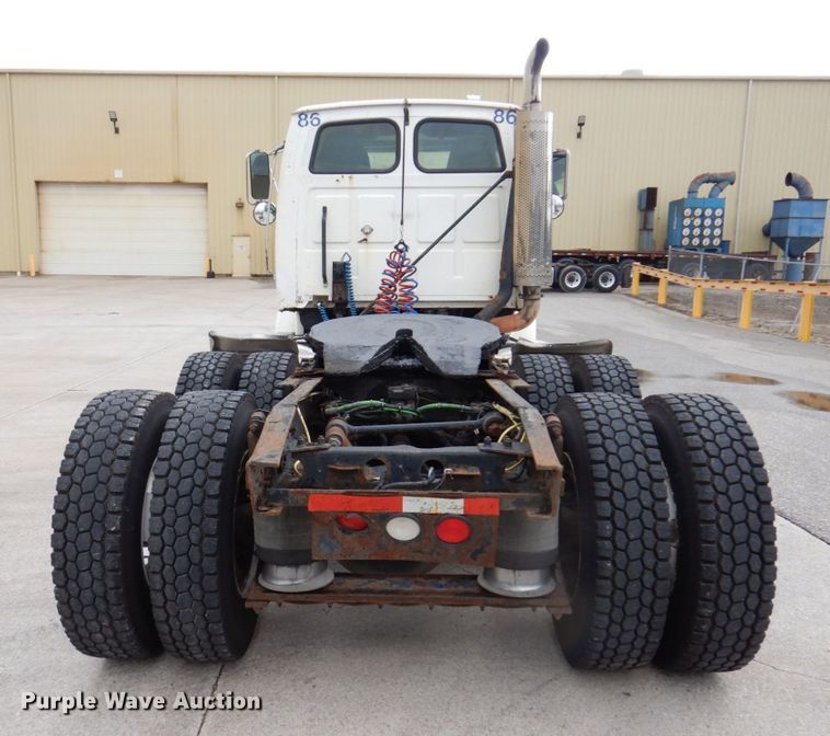 image for item JL9906 2001 Sterling A9500 semi truck