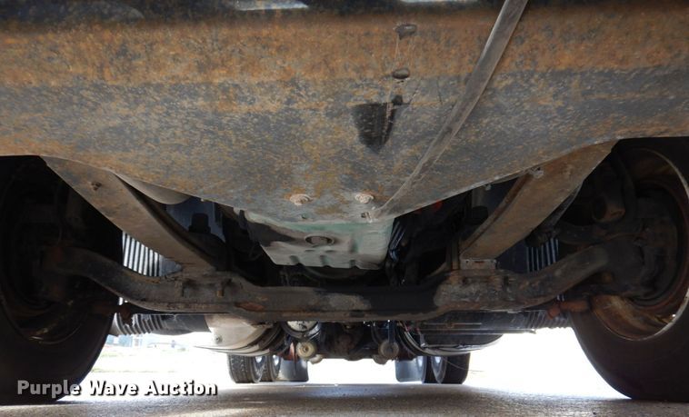 image for item JL9907 2011 Volvo VNL semi truck