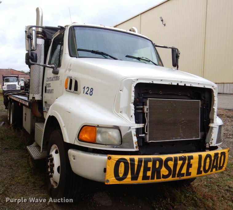 image for item JL9911 2007 Sterling L8500 flatbed truck