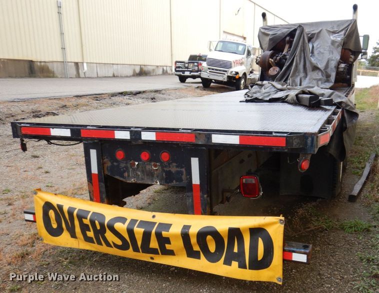 image for item JL9911 2007 Sterling L8500 flatbed truck