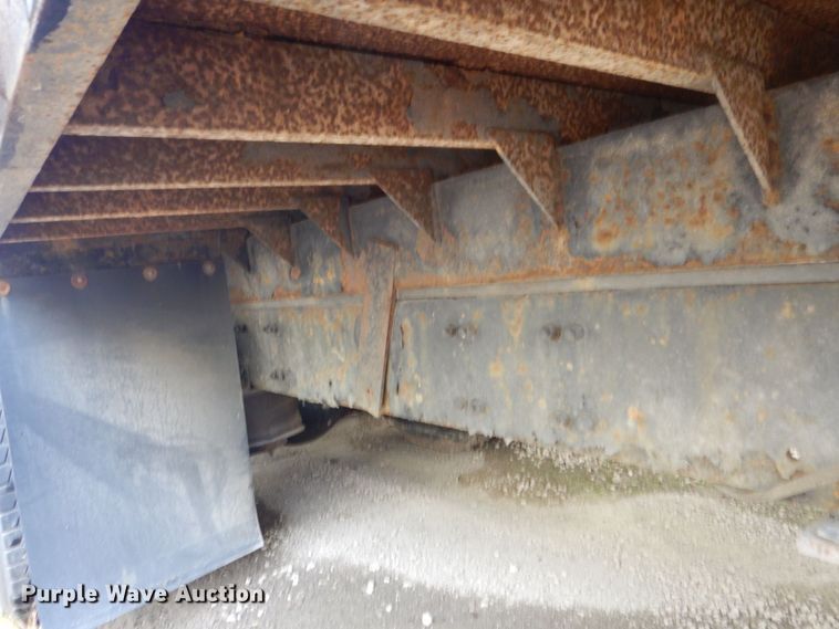 image for item JL9911 2007 Sterling L8500 flatbed truck