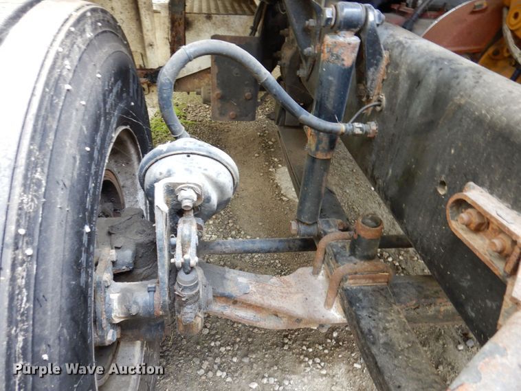 image for item JL9911 2007 Sterling L8500 flatbed truck