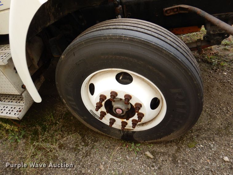 image for item JL9911 2007 Sterling L8500 flatbed truck