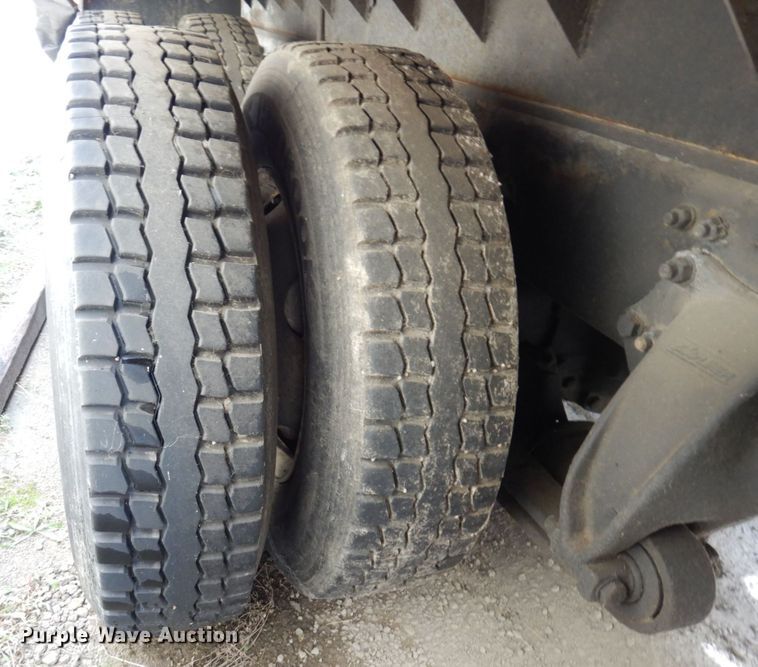 image for item JL9911 2007 Sterling L8500 flatbed truck