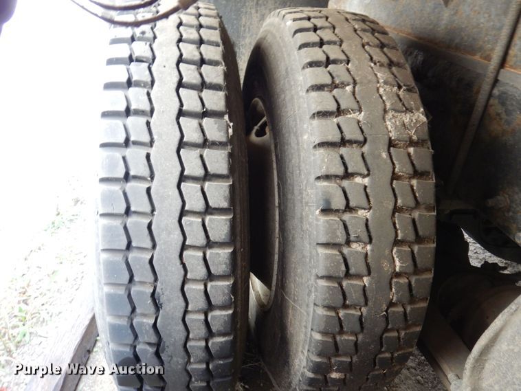 image for item JL9911 2007 Sterling L8500 flatbed truck