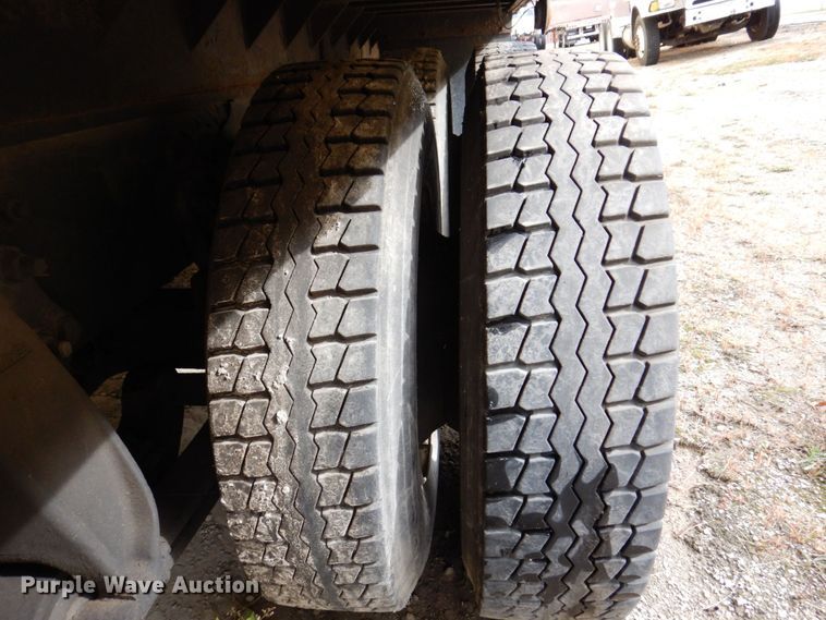 image for item JL9911 2007 Sterling L8500 flatbed truck