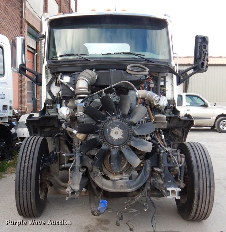 image for item JL9912 2019 Peterbilt 567  semi truck