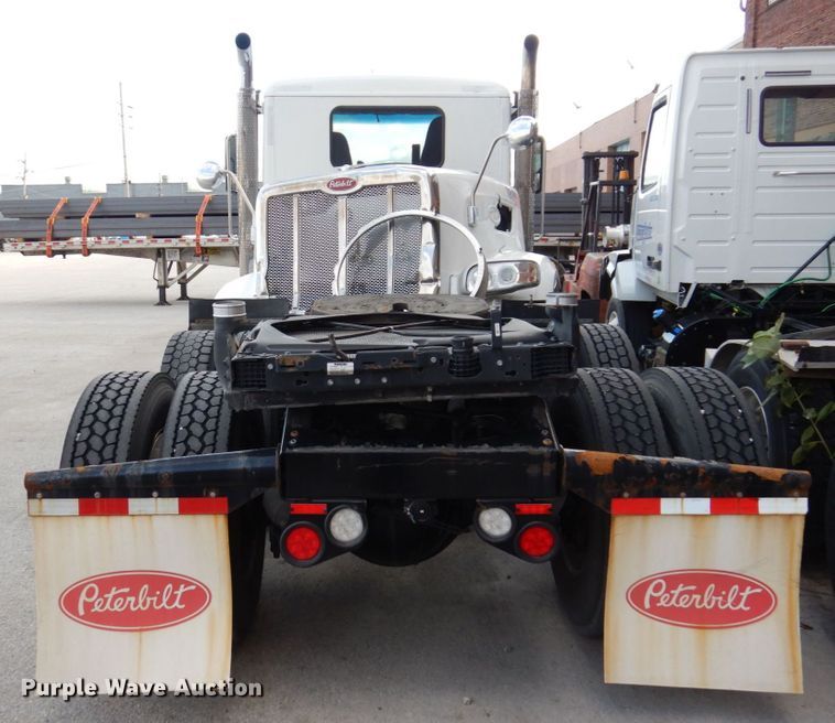 image for item JL9912 2019 Peterbilt 567  semi truck