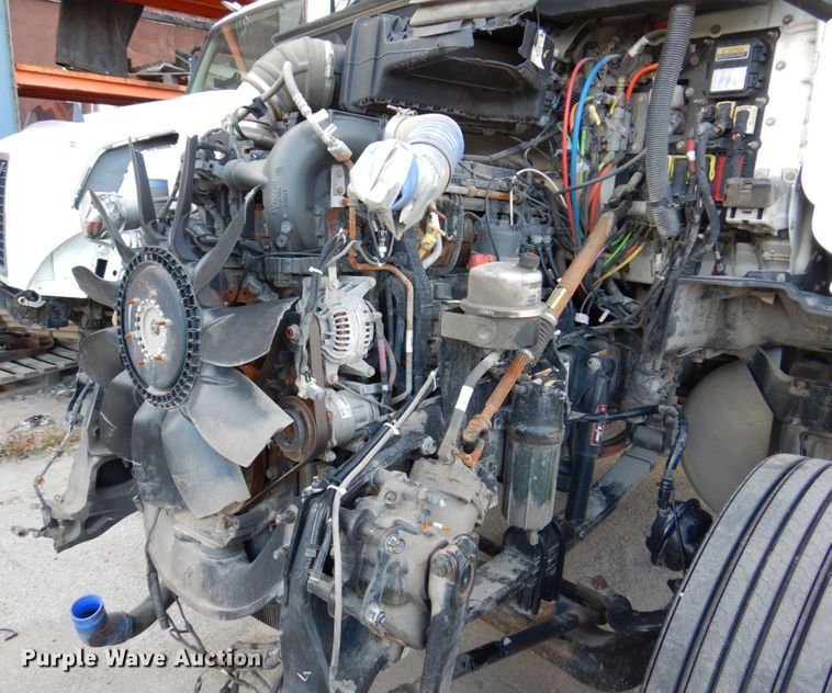 image for item JL9912 2019 Peterbilt 567  semi truck