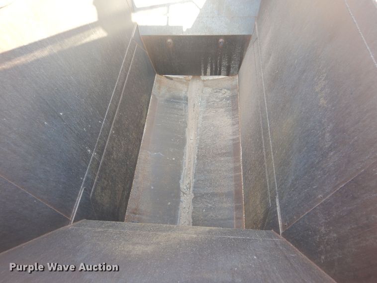 image for item KO9917 2014 Manac 4C240A200  bottom dump trailer