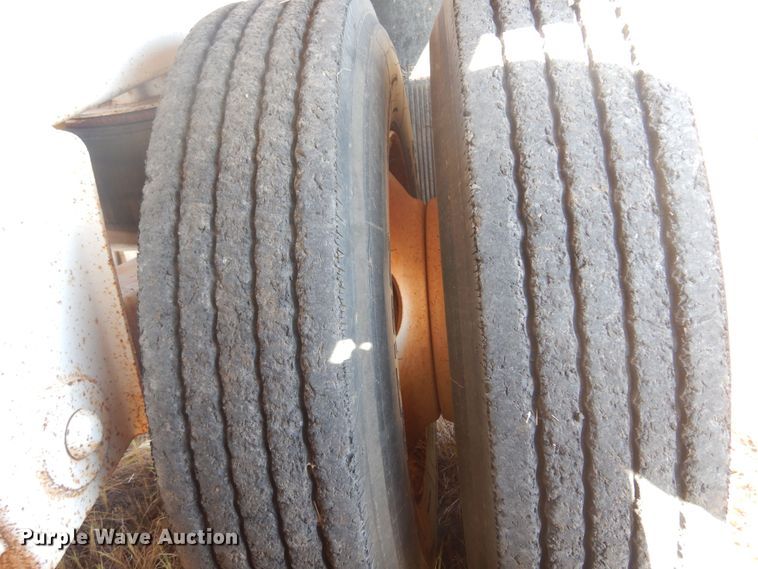 image for item KO9917 2014 Manac 4C240A200  bottom dump trailer