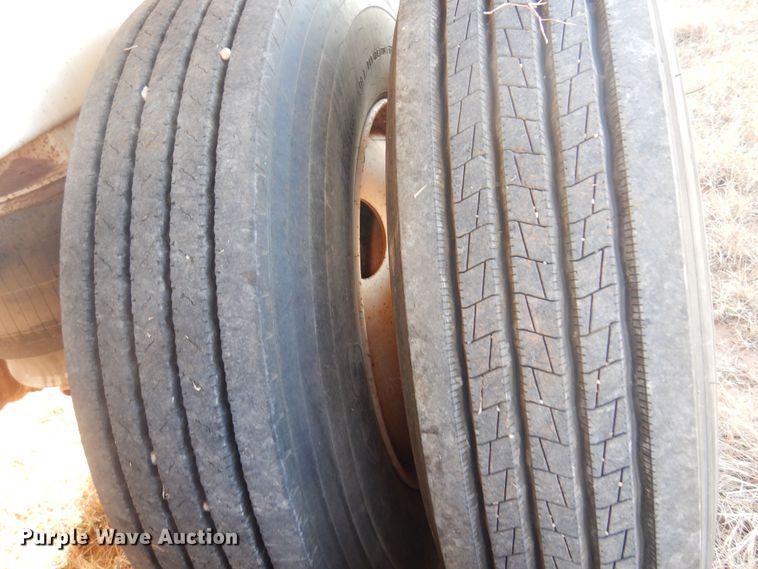 image for item KO9917 2014 Manac 4C240A200  bottom dump trailer