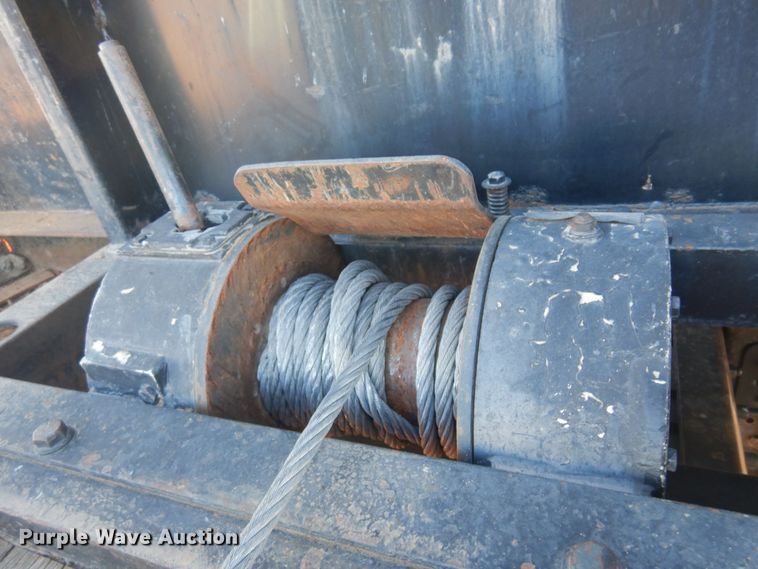 image for item KO9918 2005 Mack CV713  rollback truck