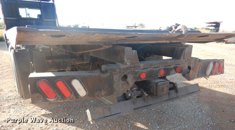 image for item KO9918 2005 Mack CV713  rollback truck