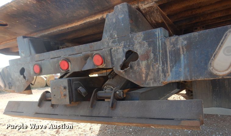 image for item KO9918 2005 Mack CV713  rollback truck