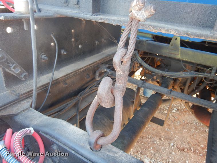 image for item KO9920 1983 Mack 400  semi truck