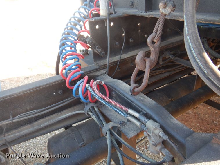 image for item KO9920 1983 Mack 400  semi truck