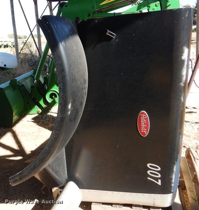 image for item KU9642 Peterbilt 378  hood