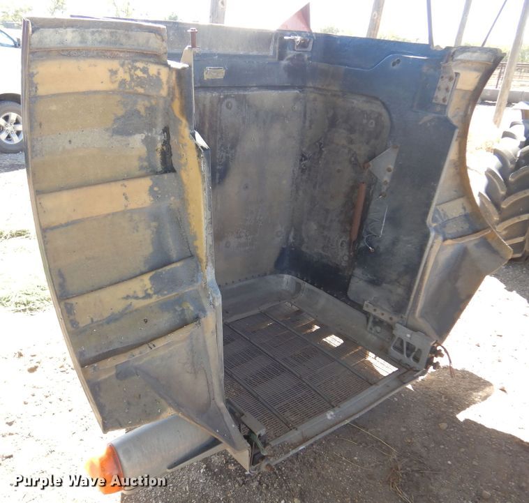 image for item KU9642 Peterbilt 378  hood