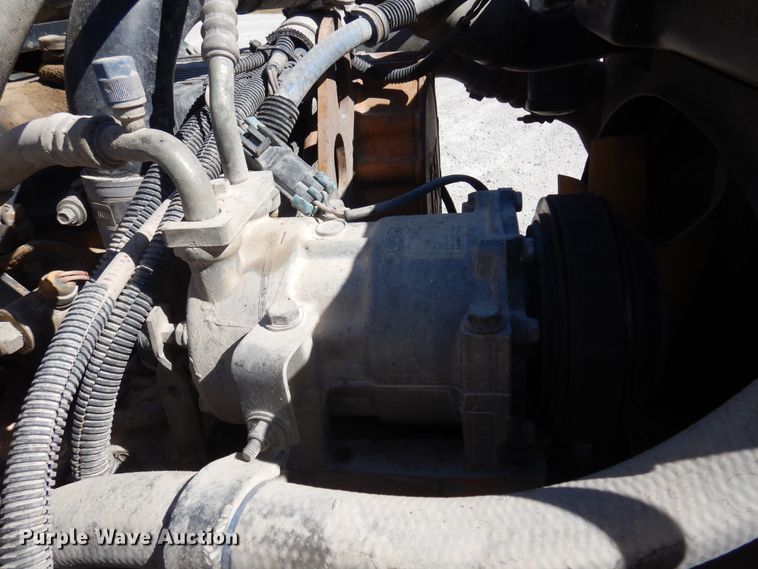 image for item KU9645 2007 Kenworth T800  semi truck