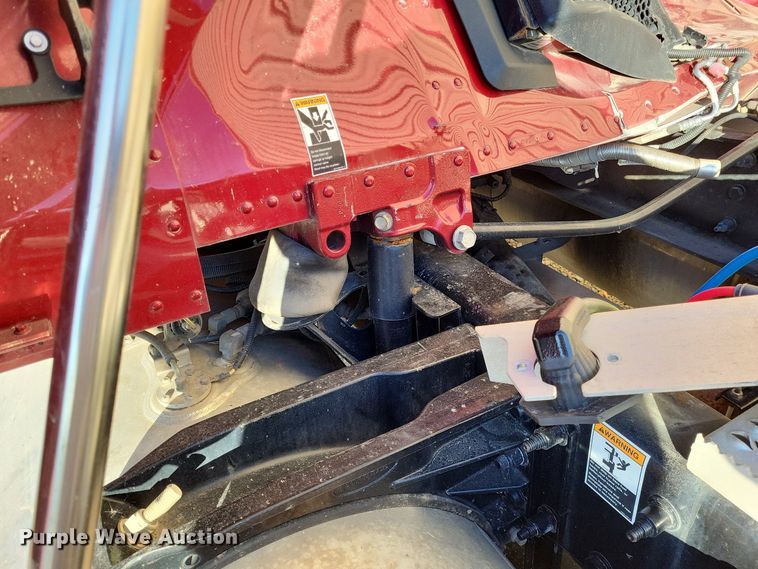 image for item LR9033 2019 Peterbilt 567  semi truck