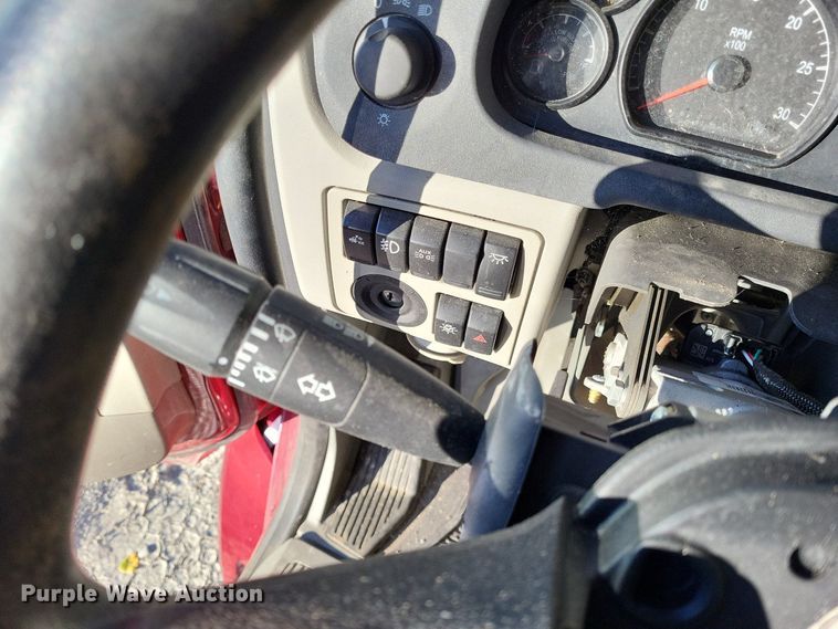 image for item LR9033 2019 Peterbilt 567  semi truck