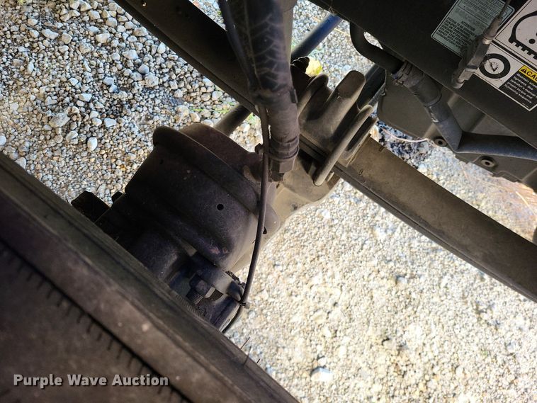 image for item LR9033 2019 Peterbilt 567  semi truck