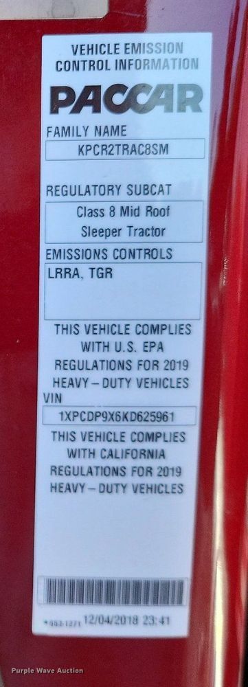 image for item LR9033 2019 Peterbilt 567  semi truck