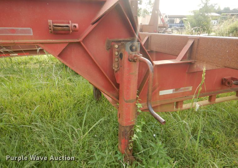 image for item LS9901 1993 Pitts LP-40  log trailer