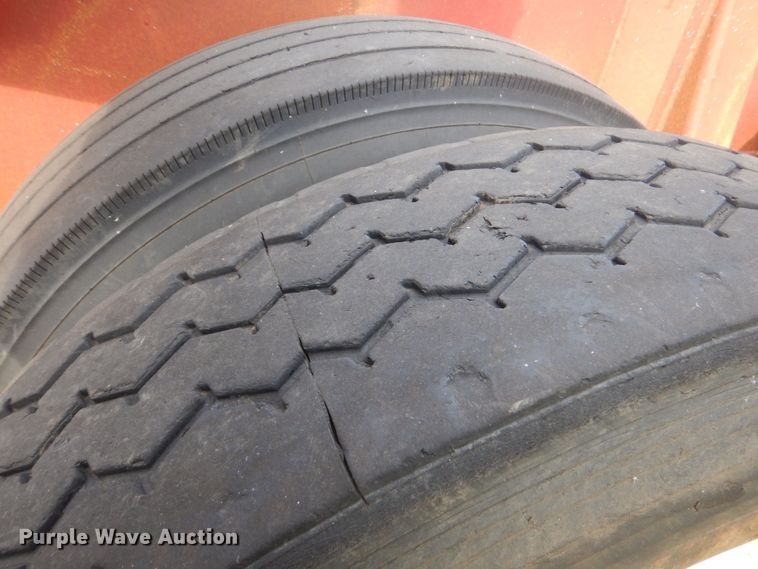 image for item LS9901 1993 Pitts LP-40  log trailer