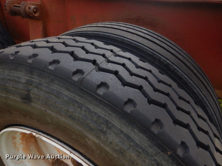 image for item LS9901 1993 Pitts LP-40  log trailer