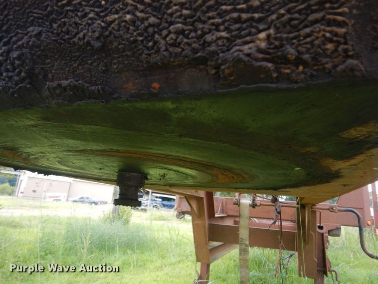 image for item LS9902 1999 Sun Manufacturing, Inc. Plantation  log trailer