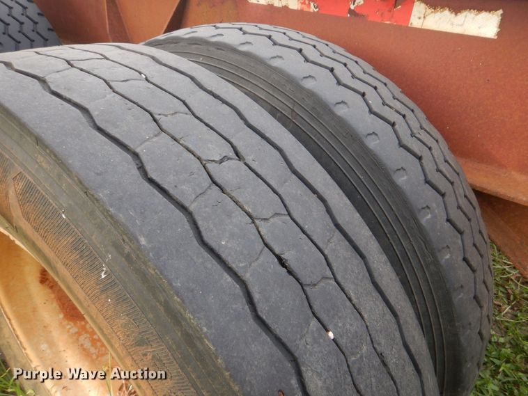 image for item LS9902 1999 Sun Manufacturing, Inc. Plantation  log trailer