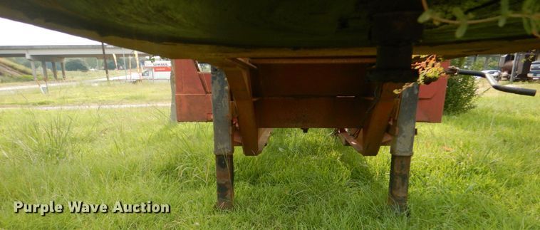 image for item LS9903 1995 Viking  log trailer