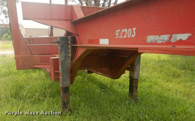 image for item LS9903 1995 Viking  log trailer