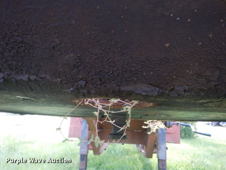 image for item LS9903 1995 Viking  log trailer