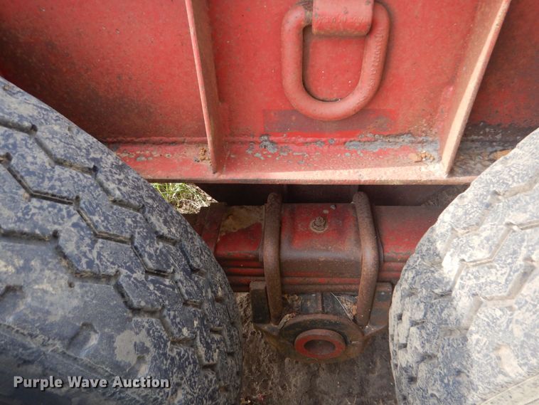 image for item LS9903 1995 Viking  log trailer