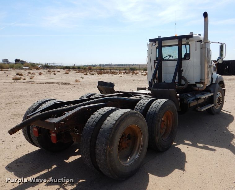 image for item LU9607 2006 Mack CT713 Granite  semi truck