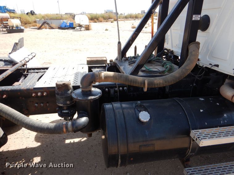 image for item LU9607 2006 Mack CT713 Granite  semi truck