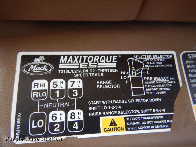 image for item LU9607 2006 Mack CT713 Granite  semi truck