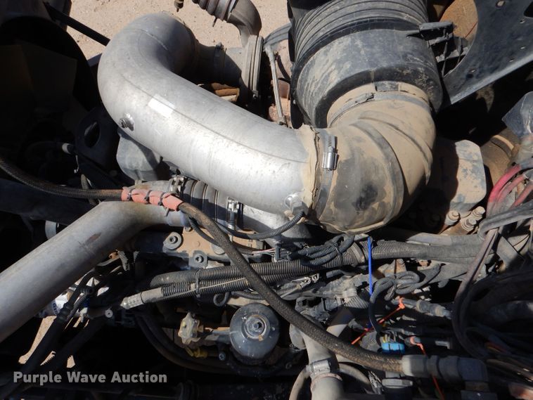 image for item LU9607 2006 Mack CT713 Granite  semi truck