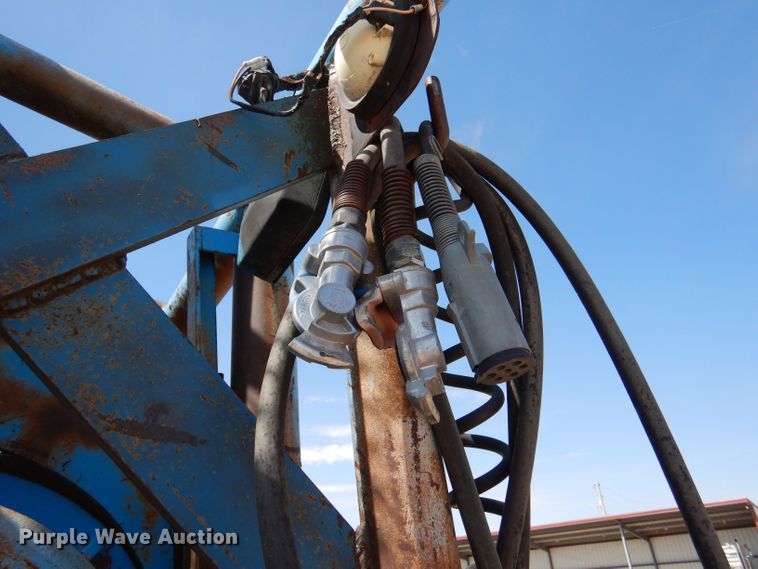 image for item LU9608 1989 Mack R690ST  semi truck