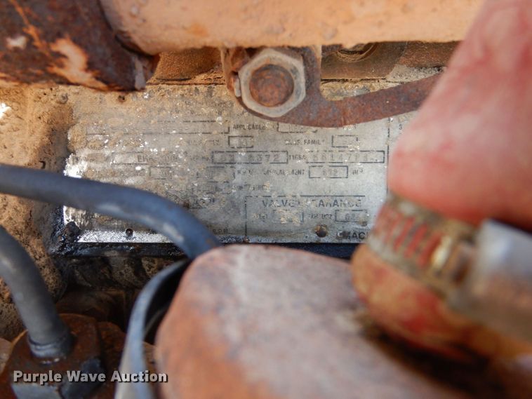 image for item LU9608 1989 Mack R690ST  semi truck