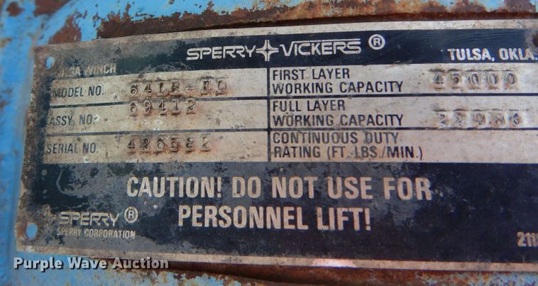 image for item LU9608 1989 Mack R690ST  semi truck