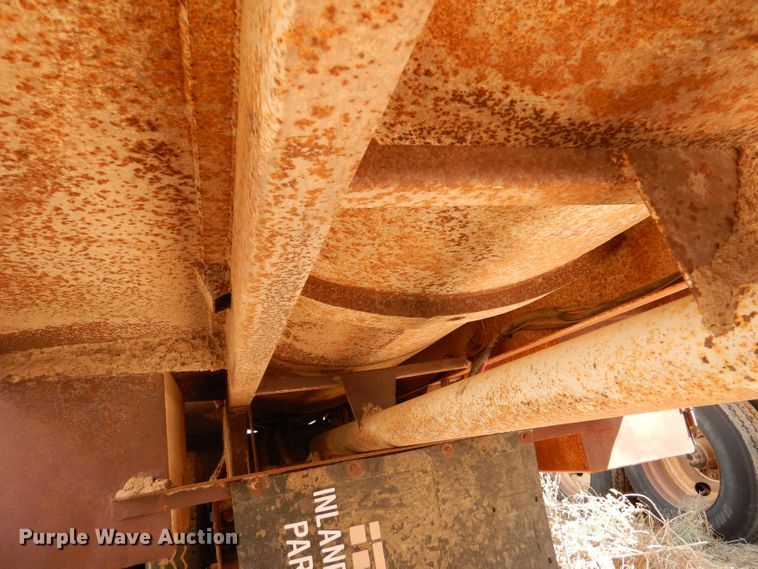 image for item LU9610 2002 Eagle EV-130  tank trailer